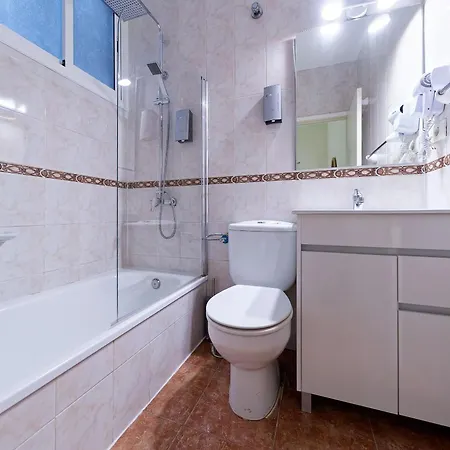 Ura Boutique Gurea