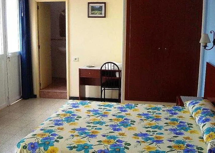 Ura Boutique Gurea 2*