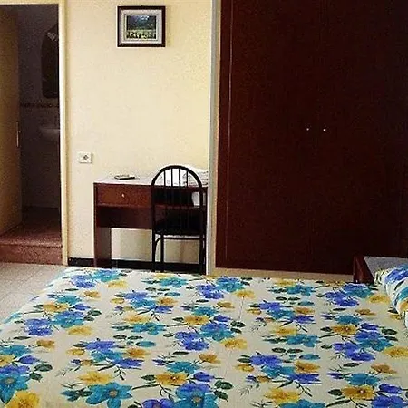 Ura Boutique Gurea Hotel