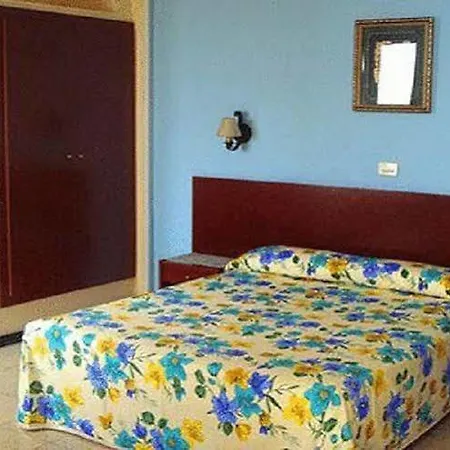 Ura Boutique Gurea מלון לאס פאלמס דה גראן קנאריה